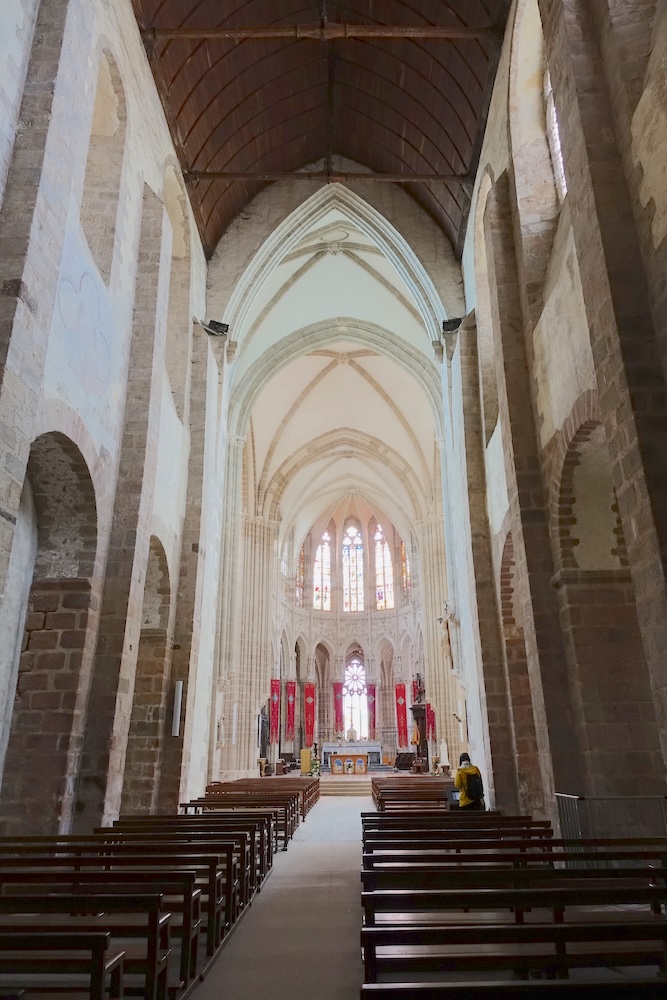 Basilique Notre-Dame, Évron