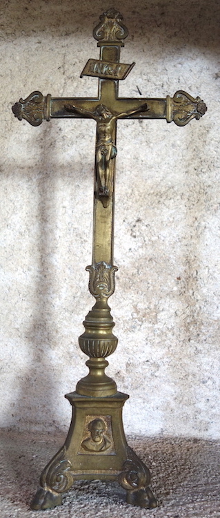 Cruxifix d'autel