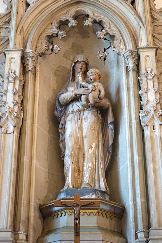 Vierge à l'enfant - Eglise Notre-Dame de l'assomption - Voulx 77