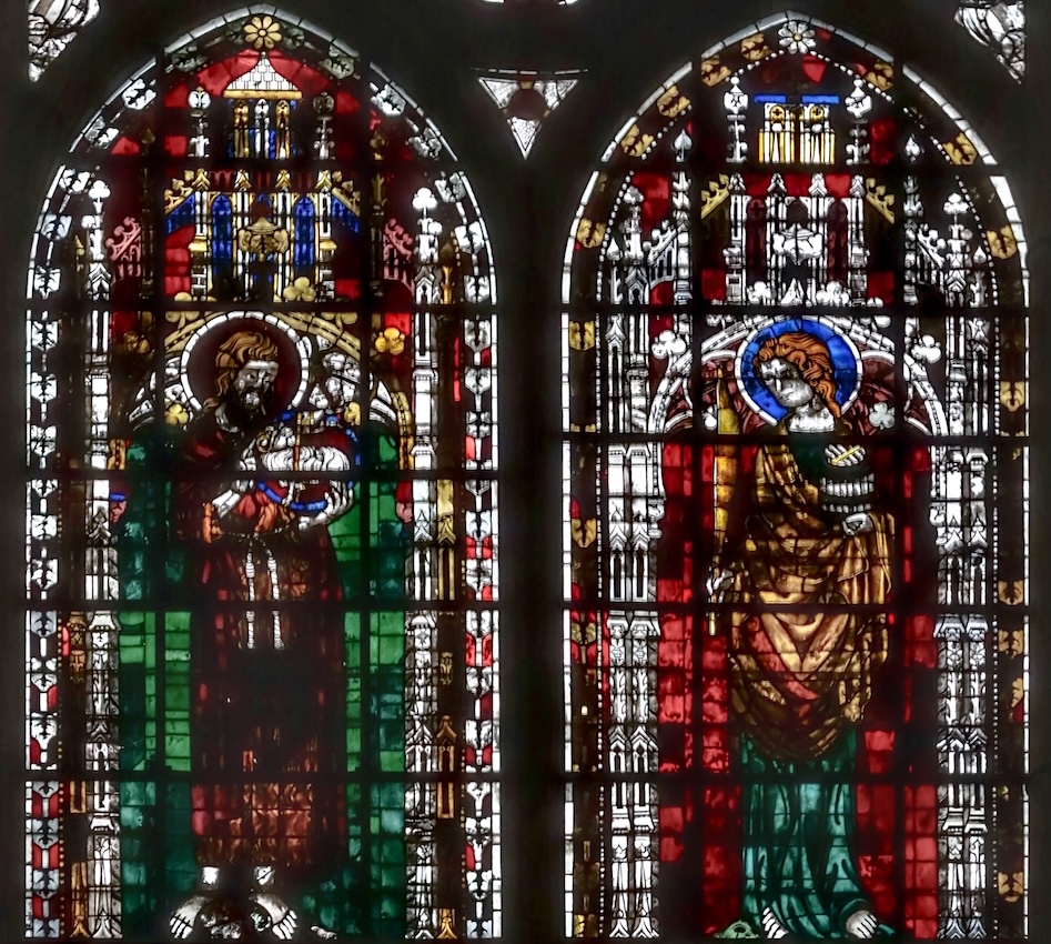 St Jean-Baptiste, St Jean l'Evangéliste