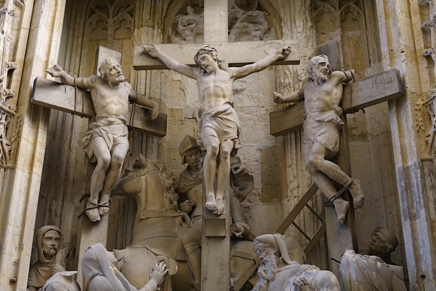 Jésus et les deux larrons - Basilique St Quentin - Saint Quentin 02