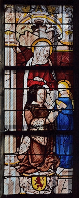 [3] Catherine d'Armagnac, seconde épouse de Jean II accompagnée de Ste Anne et de la Vierge.<br>Cathédrale Notre-Dame - Moulins 03