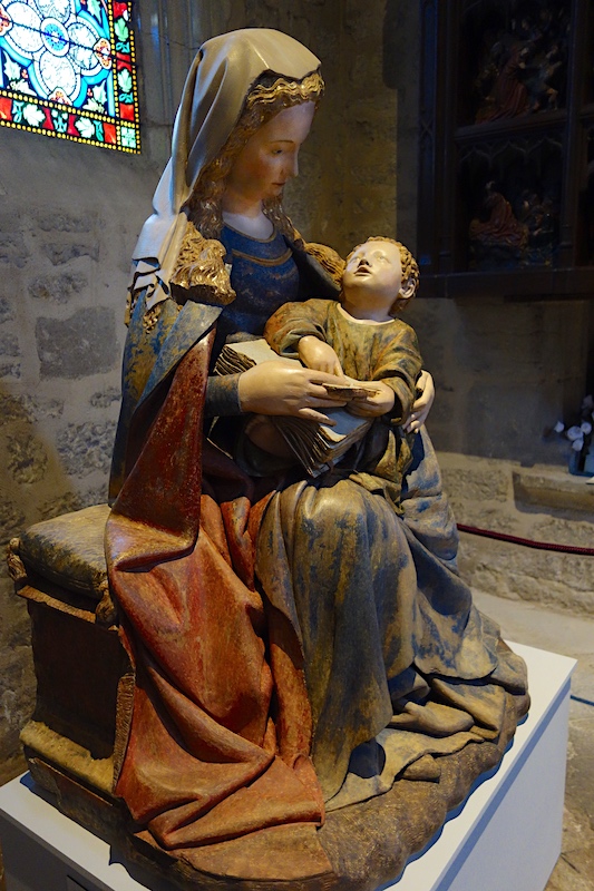 Vierge à l'enfant