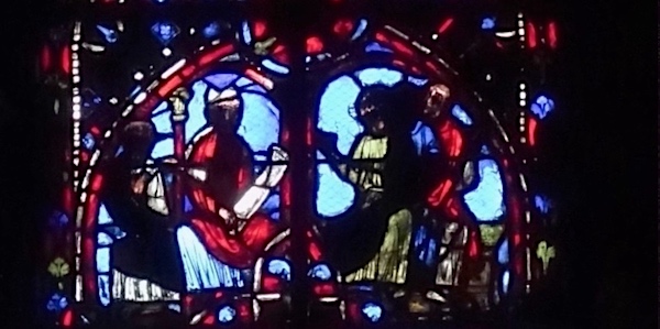 [16] L'évêque raconte au peuple l'histoire édifiante de Théophile. Théophile est representé vivant, à côté du prélat sur son trône (à gauche), montrant Théophile à trois personnages symbolisant l'ensemble du peuple.