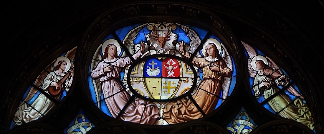 Vitrail de la chapelle de la crucifixion