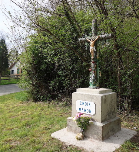 Echouboulains - croix Mahon