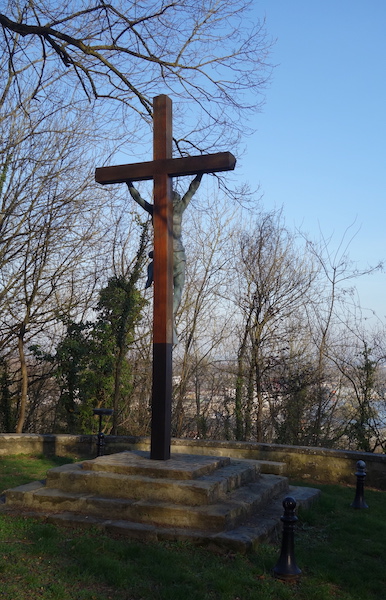 Montereau-Fault-Yonne : Grand calvaire