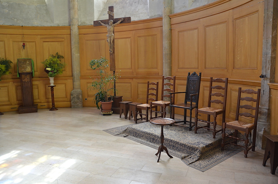 le mobilier liturgique du chœur