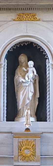 Chapelle seigneuriale - vierge à l'enfant