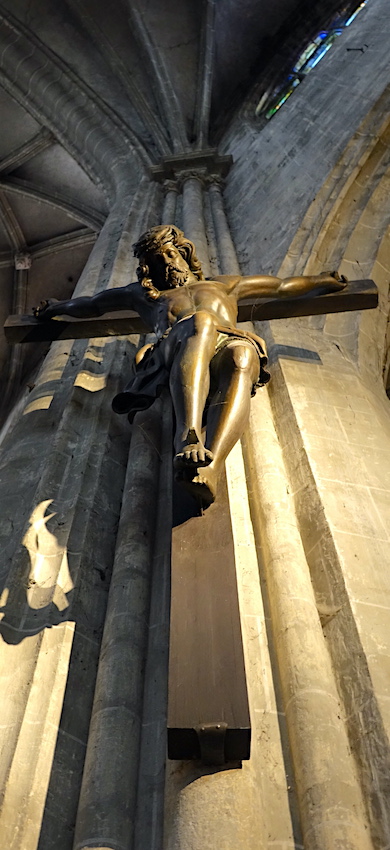 Christ en croix