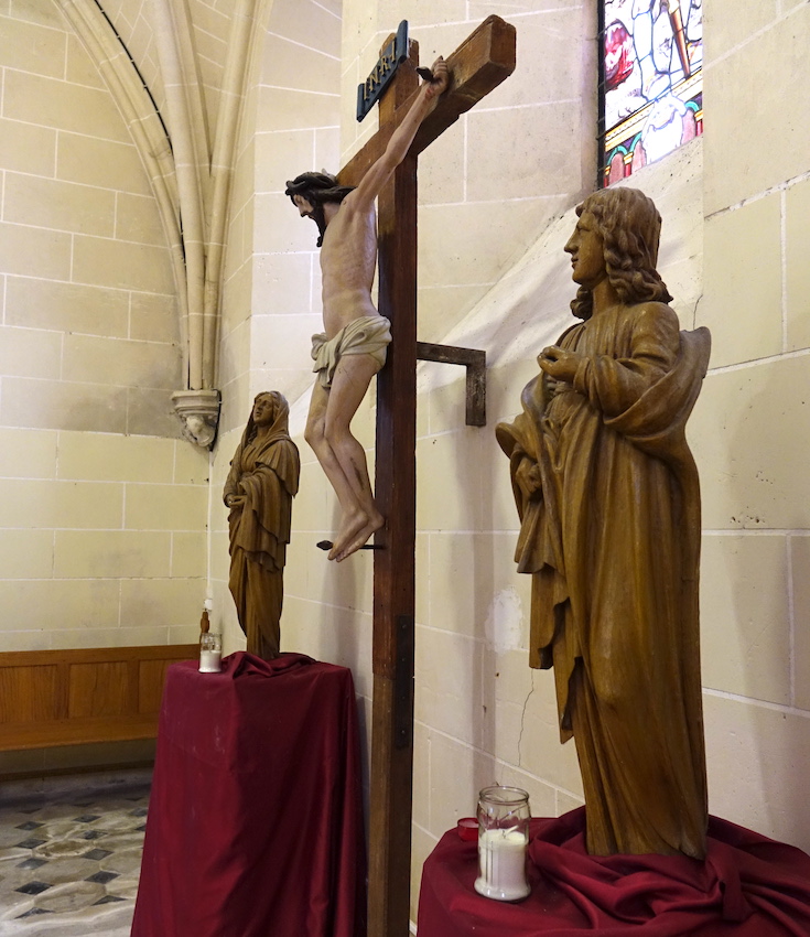 Christ en croix<br>Eglise Saint Georges - Paley 77