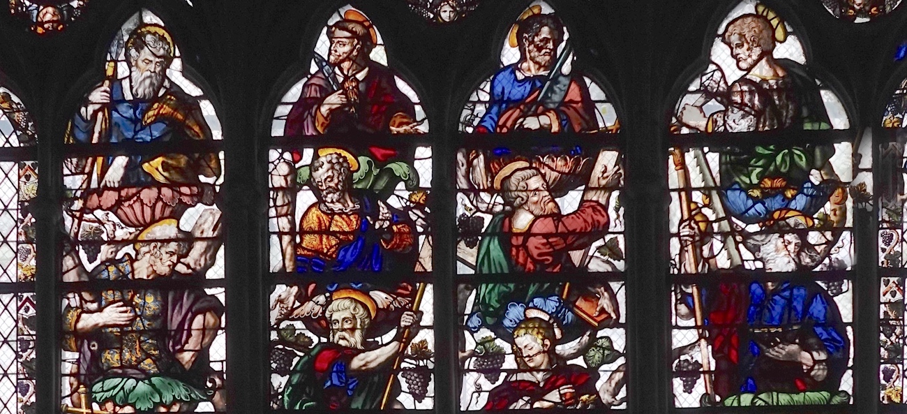 Saint Thomas, Saint Barthélémy, Saint Mathieu et Saint Simon
                    <br>Saint André, Saint Jacques le Mineur, Saint Philippe, Saint jacques le Majeur