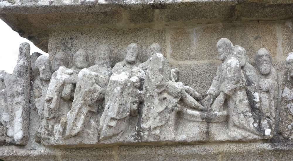 Le lavement des pieds - Grand calvaire de Tronoën - St Jean Trolimon 29