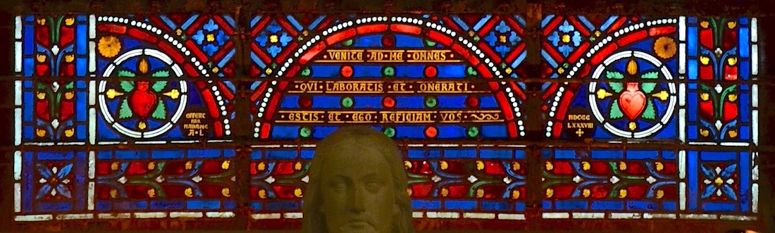 [1] Venite ad me omnes qui laboratis et onerati estis et ego reficiam vos.<br><i>« Venez à moi, vous tous qui peinez sous le poids du fardeau, et moi, je vous procurerai le repos.</i>(Matthieu 11,28)<br>Cathédrale Notre-Dame - Laon 02