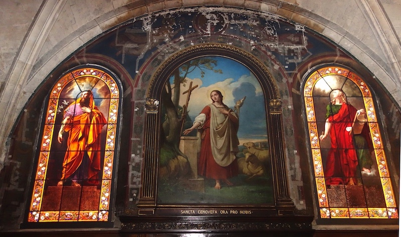 Sainte Geneviève, entre St Joseph et St Jean l'Evangéliste<br>Eglise Ste Elisabeth de Hongrie - Paris (3)