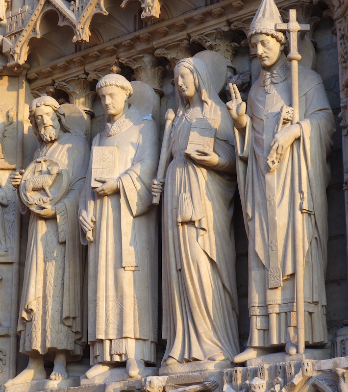 Geneviève et son cierge<br>Cathédrale Notre-Dame de Paris - Paris (4)