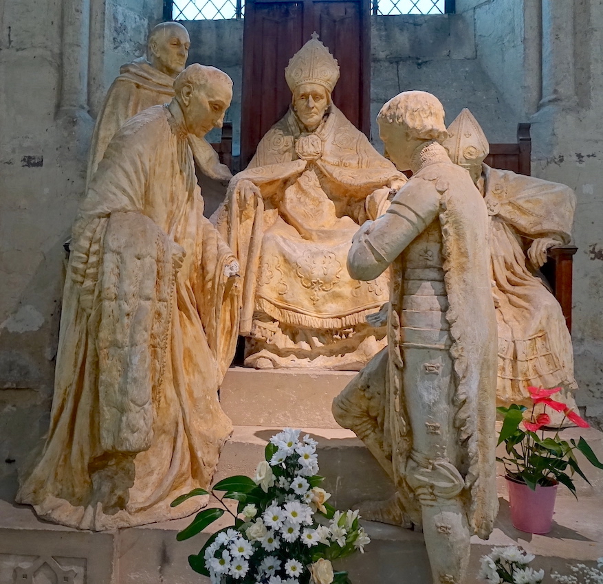 la réhabilitation de Jeanne d'Arc - Groupe sculpté d'Émile Pinchon<br>Cathédrale Notre-Dame - Noyon 60