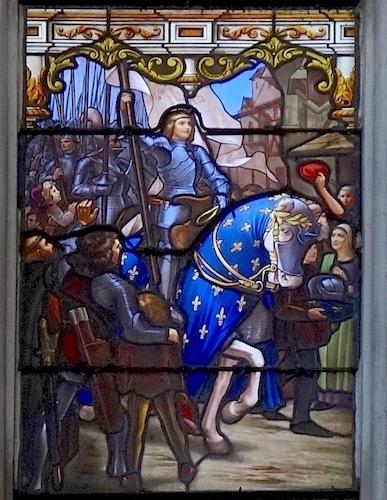 [5] Entrée victorieuse de Jeanne dans les villes reprises aux anglais.<br>Eglise Saint André - Joigny 89