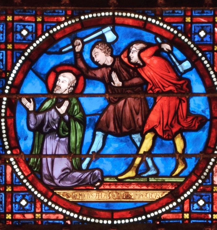 [5] Rémi attaqué par des brigands - Cathédrale Notre-Dame - Laon 02