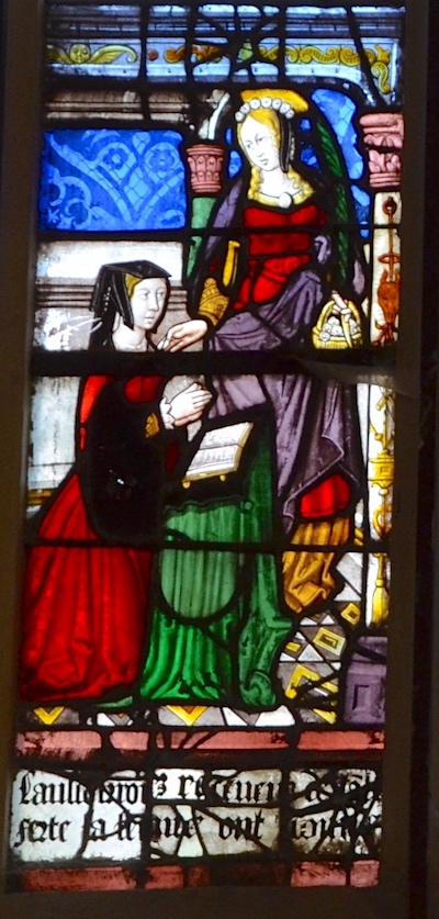[2] La femme du donateur de la verrière, Rose de la Ferté, agenouillée devant sainte Rose.<br>Eglise Saint Etienne - Bar-sur-Seine 10